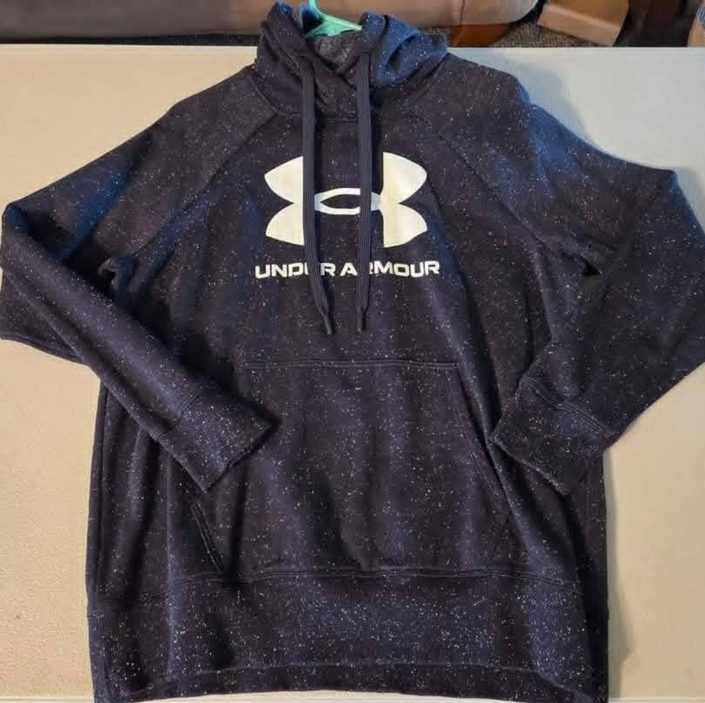 Under Armour Hoodie